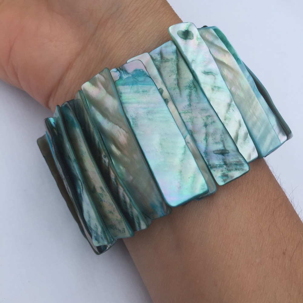 Turquoise Shell Bracelet - Picture 5 of 8